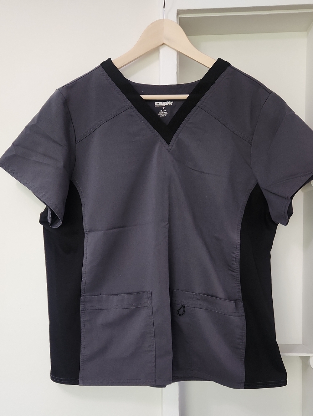 Scrubstar Women’s V-Neck Medical Scrub Top Gray Black XL